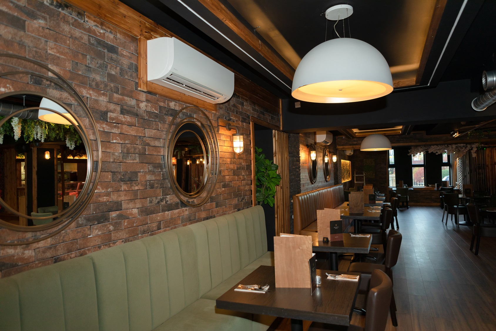 Cafe Air Conditioning Installation