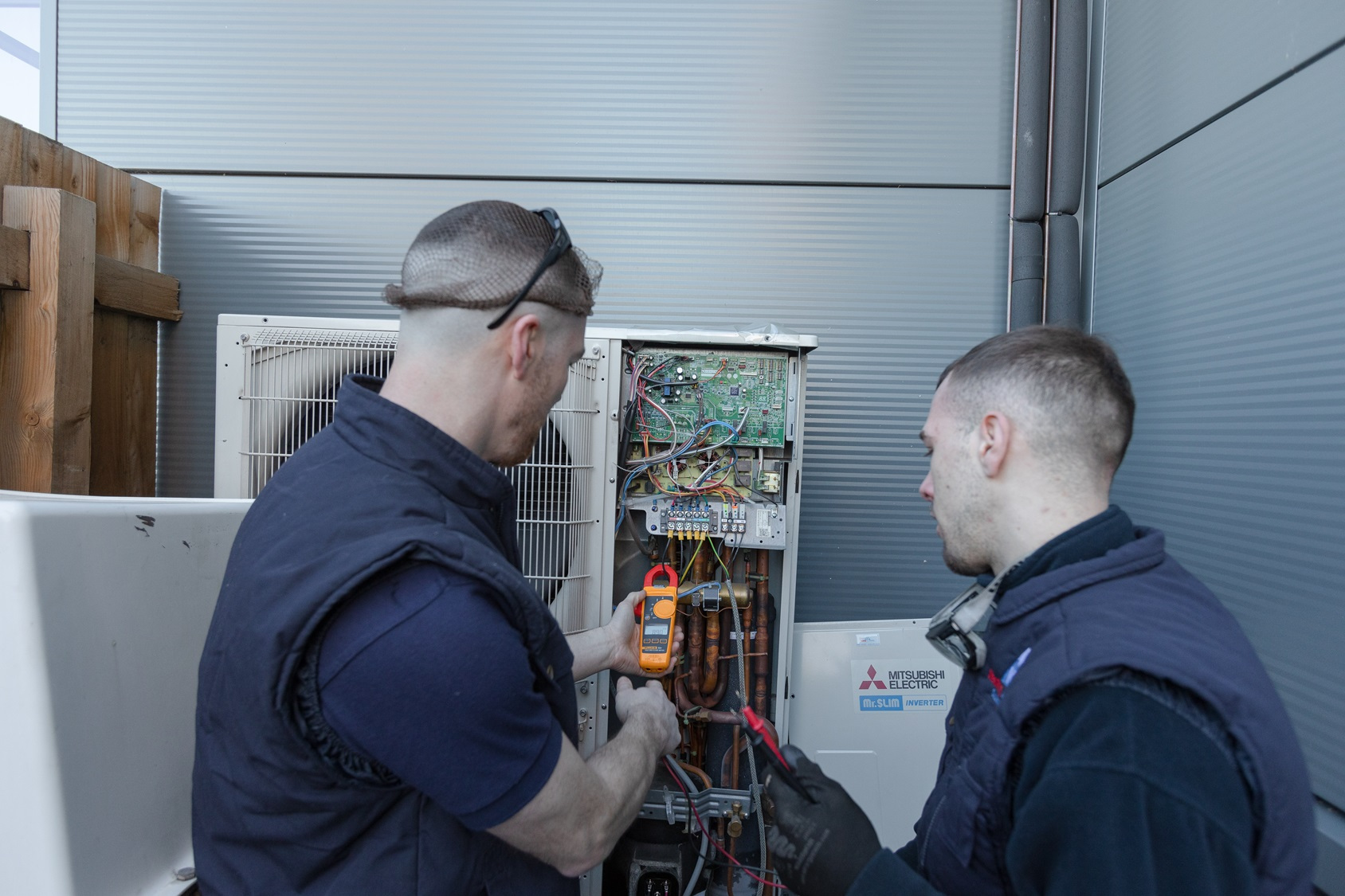 Server Room AC Inspection by K2 technicians